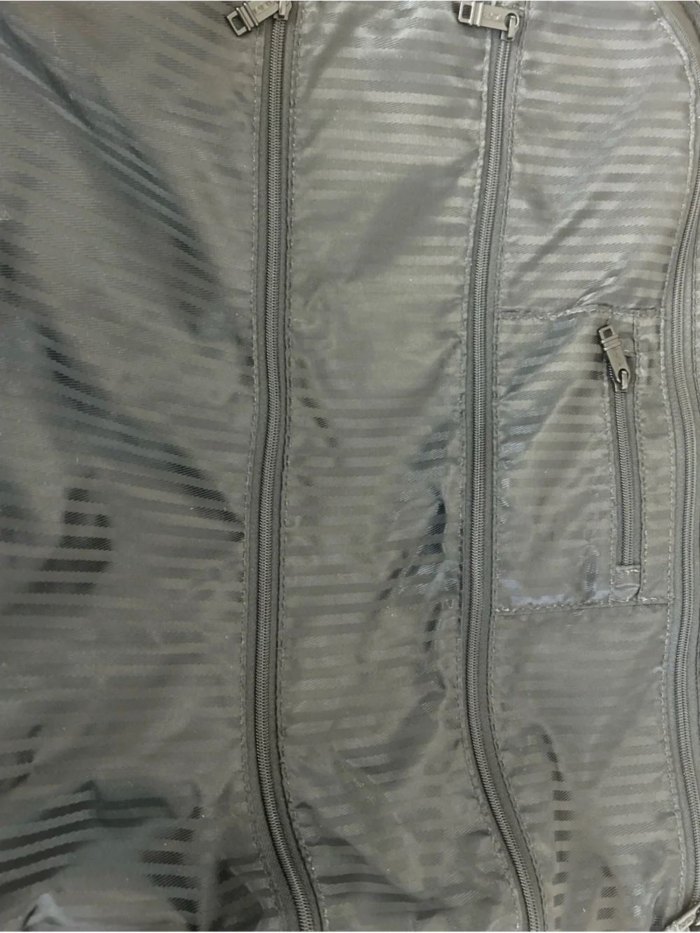 Tumi Alpha Extended Trip 2 Wheeled Garment Bag/Suitcase Ballistic Black